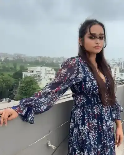 Kamarhati Escorts